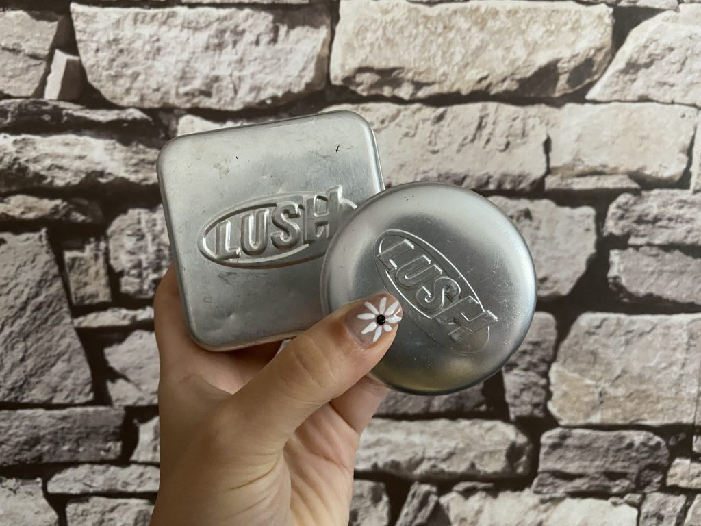 Solid Shampoo and Conditioner from Lush for hand luggage 