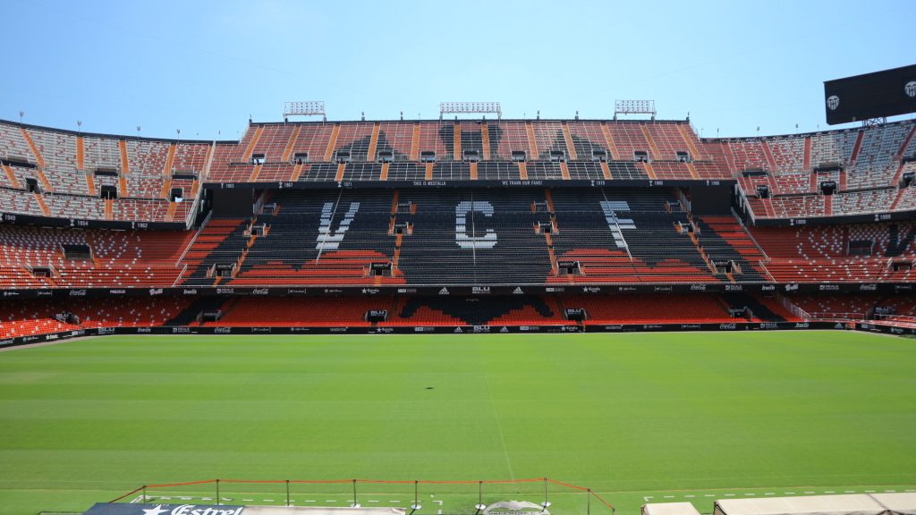 Mestalla Forever Tour, main stand